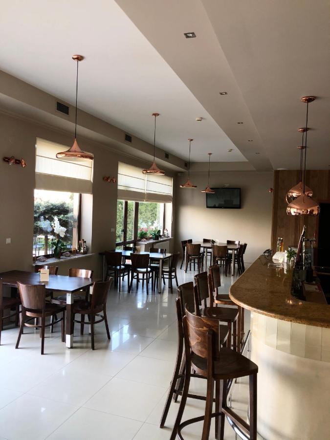 Hotel Magnolia Sitkowka-Nowiny Ngoại thất bức ảnh