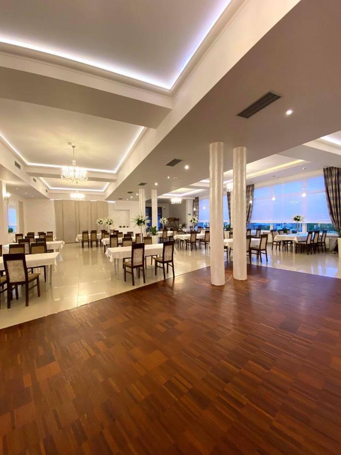 Hotel Magnolia Sitkowka-Nowiny Ngoại thất bức ảnh