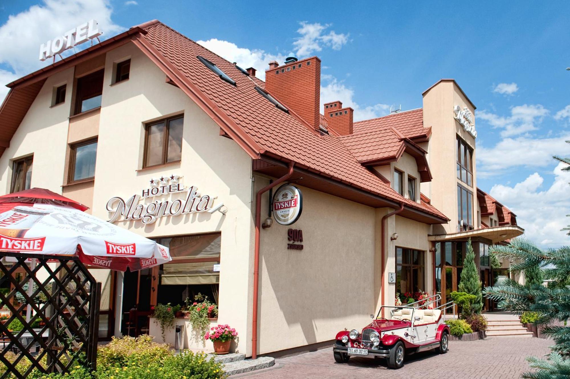 Hotel Magnolia Sitkowka-Nowiny Ngoại thất bức ảnh
